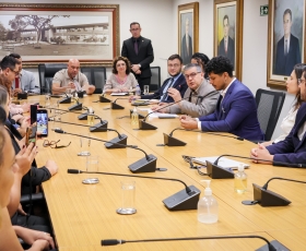 Assinatura do Acordo de Cooperação Técnica entre a UnB e a CLDF. 30/09/2025. Foto: Beto Monteiro/Ascom UnB